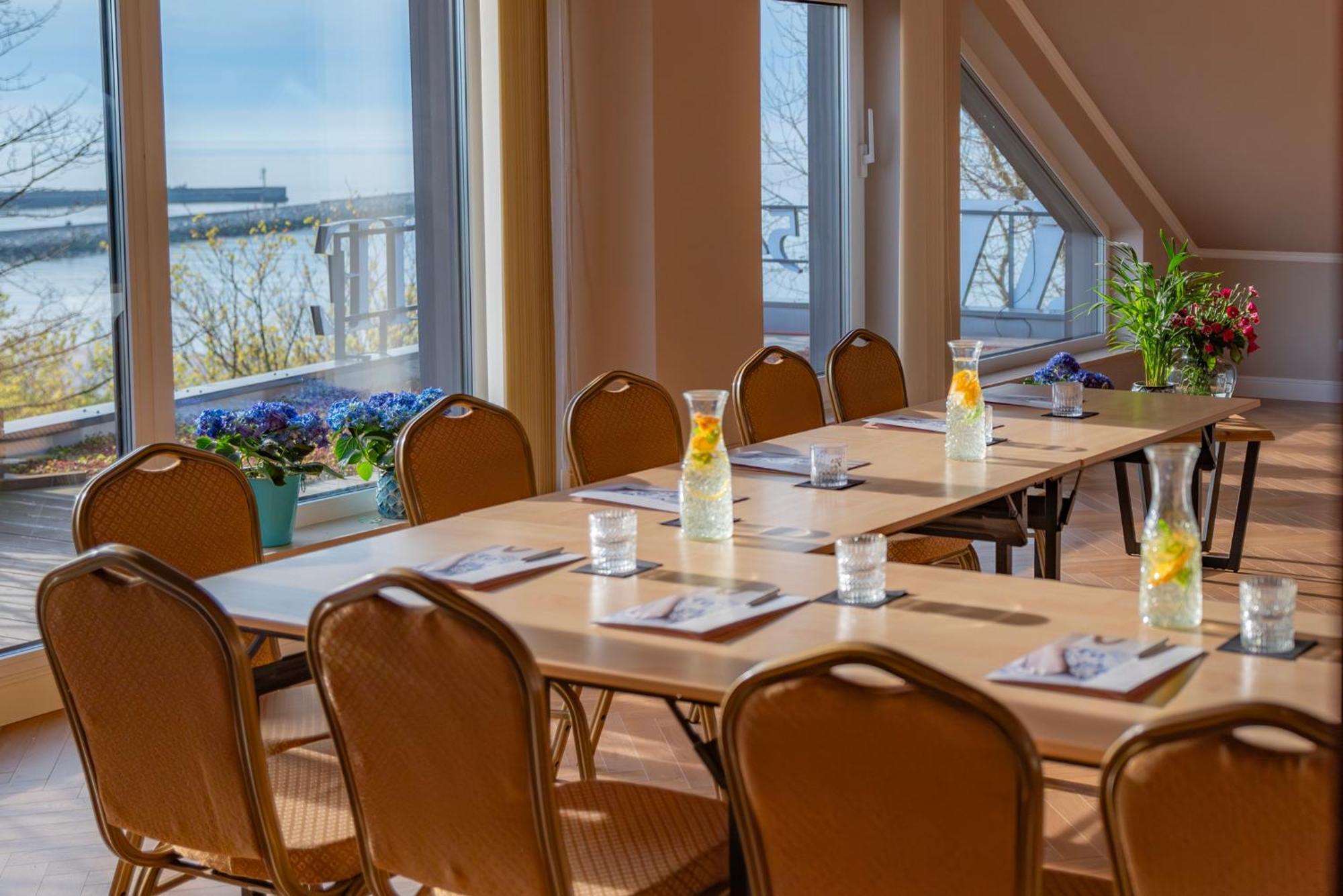 Hotel Szerokie Wody Sea & Sand Ustka Exterior foto